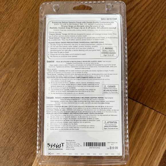 Scarecrow Deluxe Vampire Fangs, Small - Picture 3 of 4